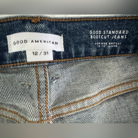 Good American Medium Wash High Rise Bootcut Women's Jeans - Picture 2 of 4